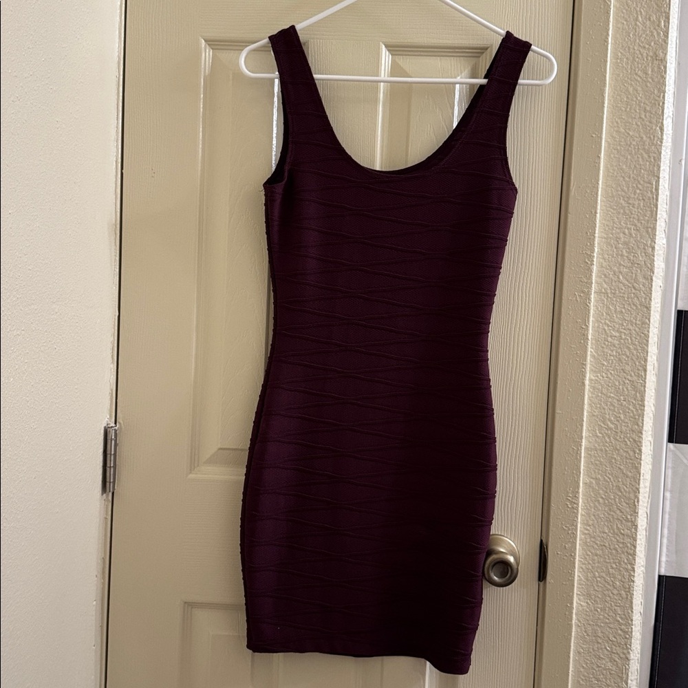 Maroon Windsor bodycon dress